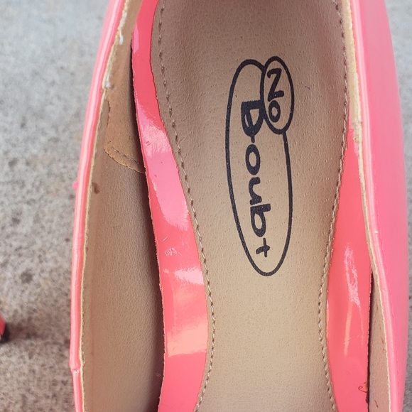 No Doubt heels - Picture 9 of 9